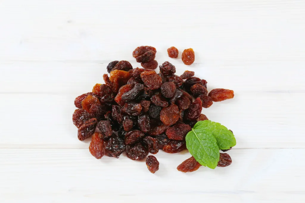 pile of sweet raisins